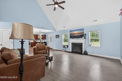 107 Pegasus Place N Jacksonville NC 28540