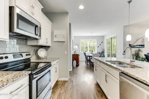 1849 Bards Drive SE Bolivia NC 28422