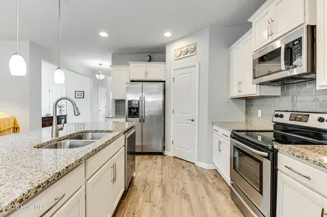 1849 Bards Drive SE Bolivia NC 28422
