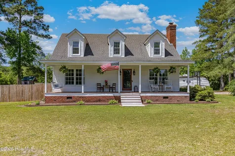 1152 Nc 124 Macclesfield NC 27852
