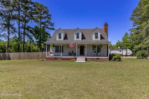 1152 Nc 124 Macclesfield NC 27852