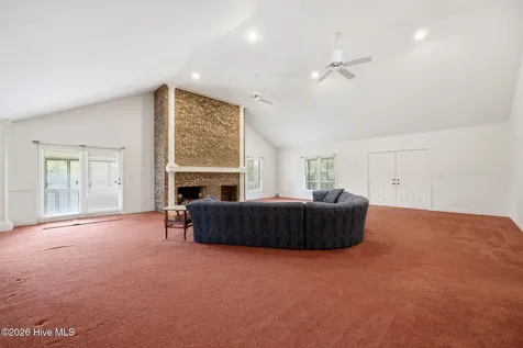 4269 Gilead Shores Road Blounts Creek NC 27814