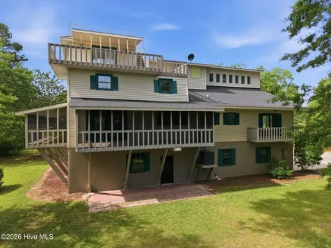 4269 Gilead Shores Road Blounts Creek NC 27814