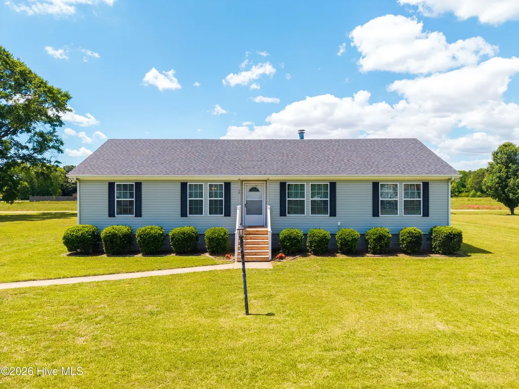 100 W Adelaide Court Elizabeth City NC 27909