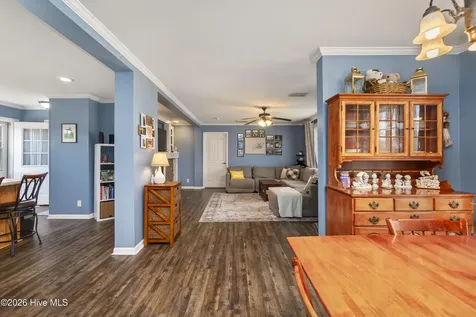 100 W Adelaide Court Elizabeth City NC 27909