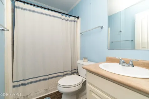 100 W Adelaide Court Elizabeth City NC 27909