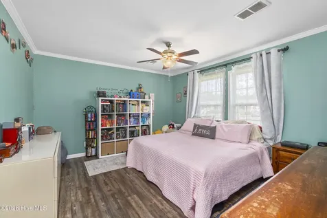 100 W Adelaide Court Elizabeth City NC 27909