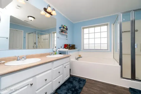 100 W Adelaide Court Elizabeth City NC 27909