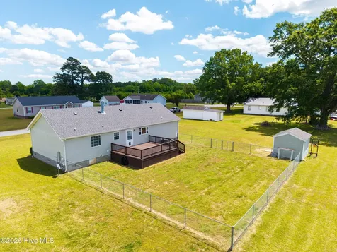 100 W Adelaide Court Elizabeth City NC 27909