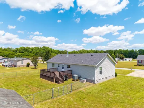 100 W Adelaide Court Elizabeth City NC 27909
