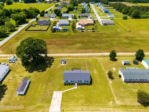 100 W Adelaide Court Elizabeth City NC 27909