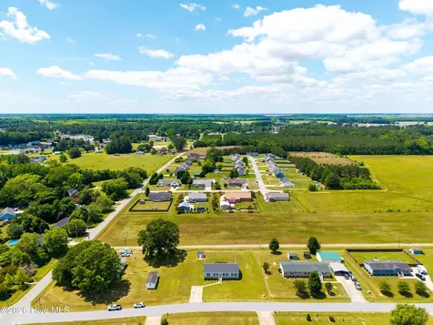 100 W Adelaide Court Elizabeth City NC 27909
