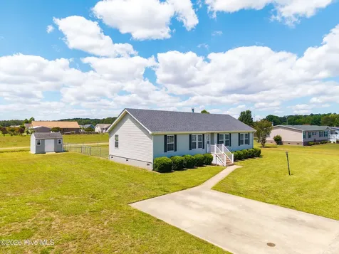 100 W Adelaide Court Elizabeth City NC 27909