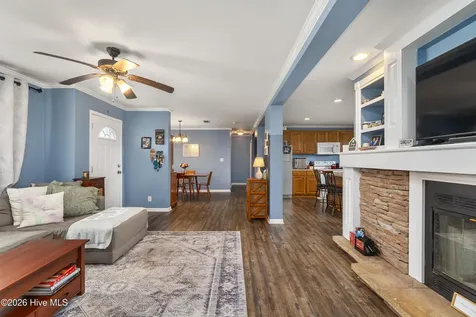 100 W Adelaide Court Elizabeth City NC 27909