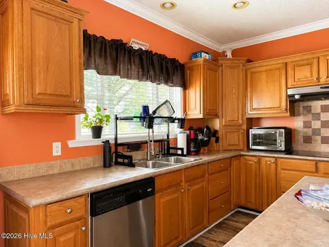 1198 Kenan Weeks Road Newton Grove NC 28366