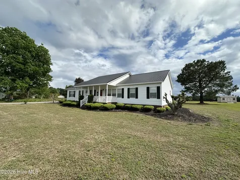 1198 Kenan Weeks Road Newton Grove NC 28366