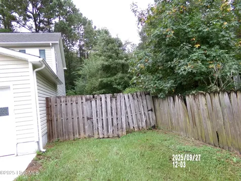 624 Walnut Drive Jacksonville NC 28540