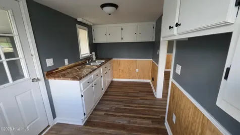 3748 Walter Todd Road Clarendon NC 28432