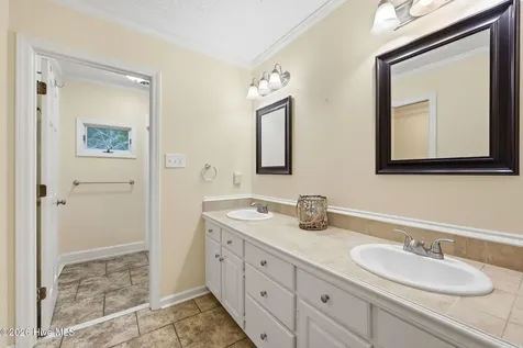 424 Camelia Drive Washington NC 27889