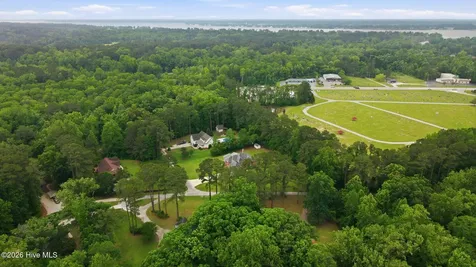 424 Camelia Drive Washington NC 27889