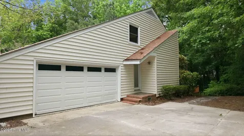 424 Camelia Drive Washington NC 27889