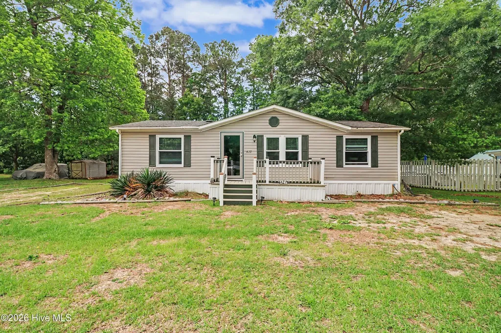 427 Baker Drive SW Supply NC 28462