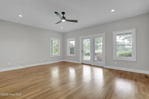 1469 Royal Tern Drive Hampstead NC 28443