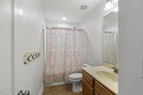 208 Gelynda Court Holly Ridge NC 28445