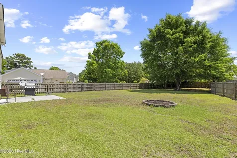 208 Gelynda Court Holly Ridge NC 28445