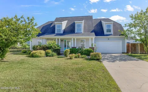 2113 Eleuthera Way Elizabeth City NC 27909