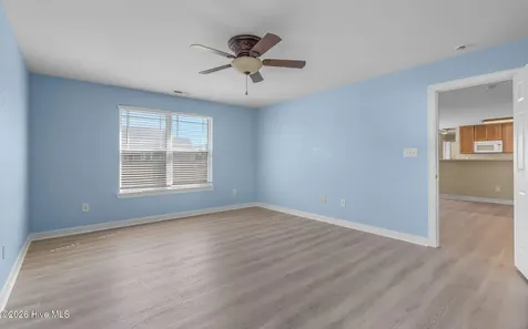 2113 Eleuthera Way Elizabeth City NC 27909