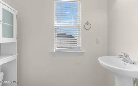 2113 Eleuthera Way Elizabeth City NC 27909