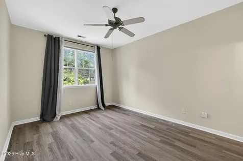1034 Avenshire Circle Wilmington NC 28412