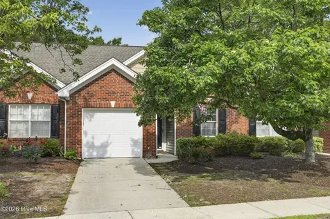 1034 Avenshire Circle Wilmington NC 28412