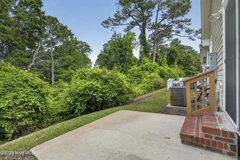 1034 Avenshire Circle Wilmington NC 28412