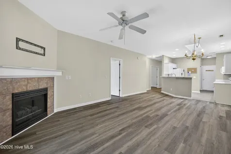 1034 Avenshire Circle Wilmington NC 28412