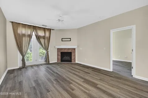 1034 Avenshire Circle Wilmington NC 28412