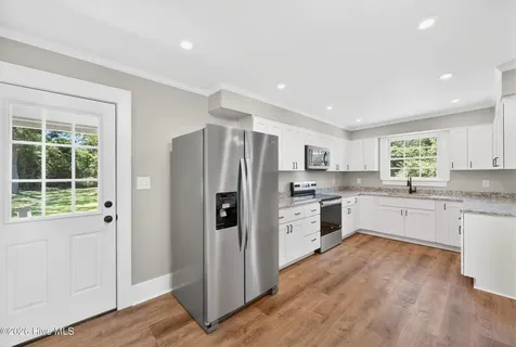 319 W Grubb Street Hertford NC 27944