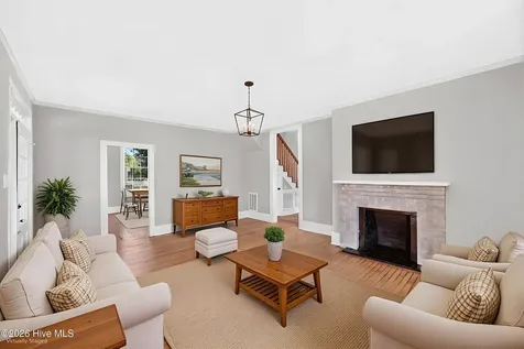 319 W Grubb Street Hertford NC 27944