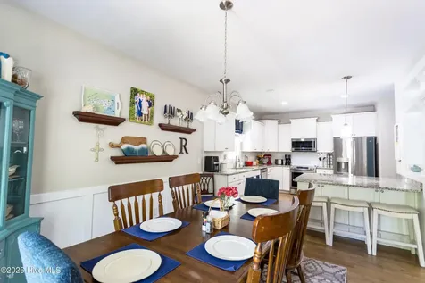 213 Creek View Circle Sneads Ferry NC 28460
