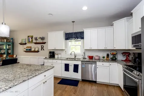 213 Creek View Circle Sneads Ferry NC 28460