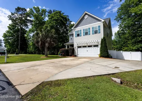 213 Creek View Circle Sneads Ferry NC 28460