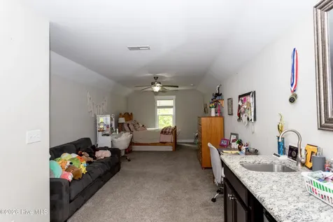 213 Creek View Circle Sneads Ferry NC 28460