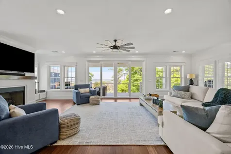 10508 Coast Guard Road Emerald Isle NC 28594