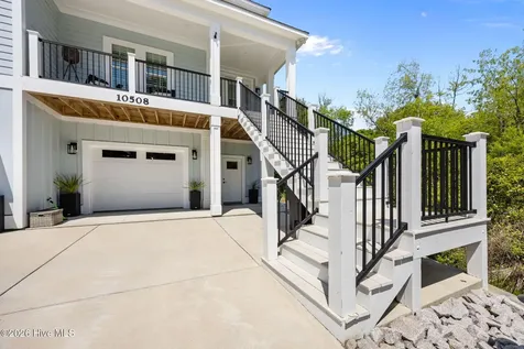 10508 Coast Guard Road Emerald Isle NC 28594