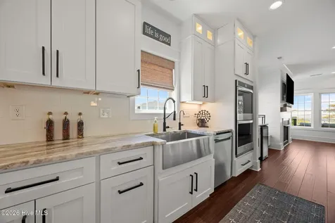 10508 Coast Guard Road Emerald Isle NC 28594