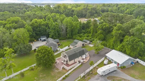524 Odum Drive Hubert NC 28539