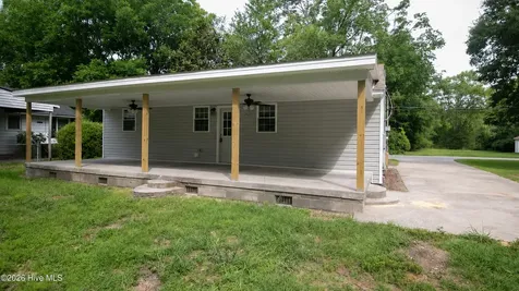 6757 Pitt Street Grifton NC 28530