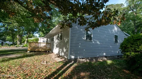 6757 Pitt Street Grifton NC 28530