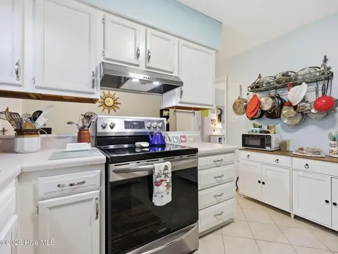 712 Conifer Circle Jacksonville NC 28540